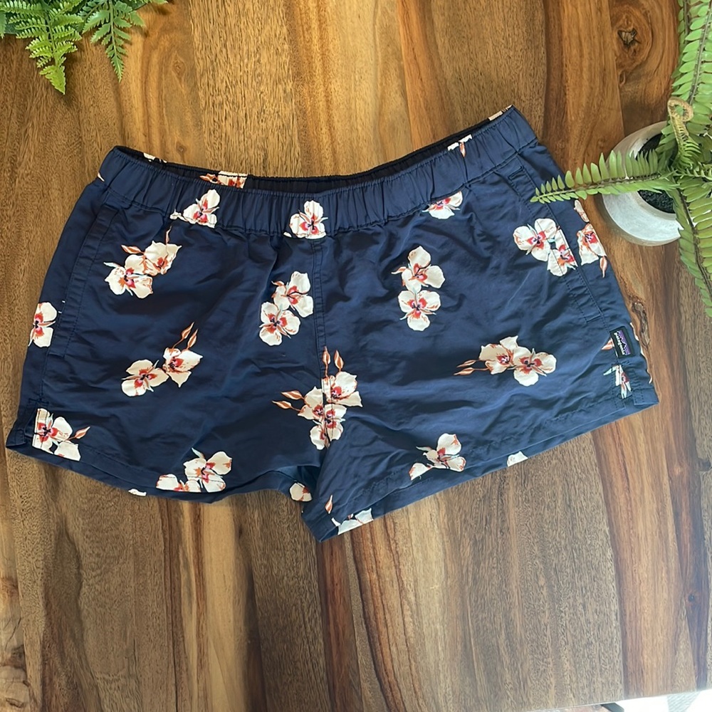 Patagonia barely baggies